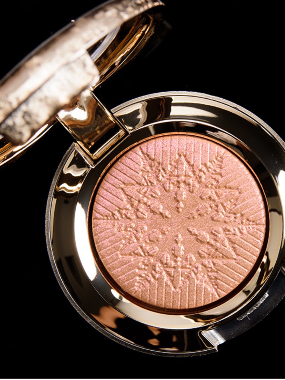 MAC Cosmetics Extra Dimension Eyeshadow Delicate Drift - BNIB, LE Discontinued